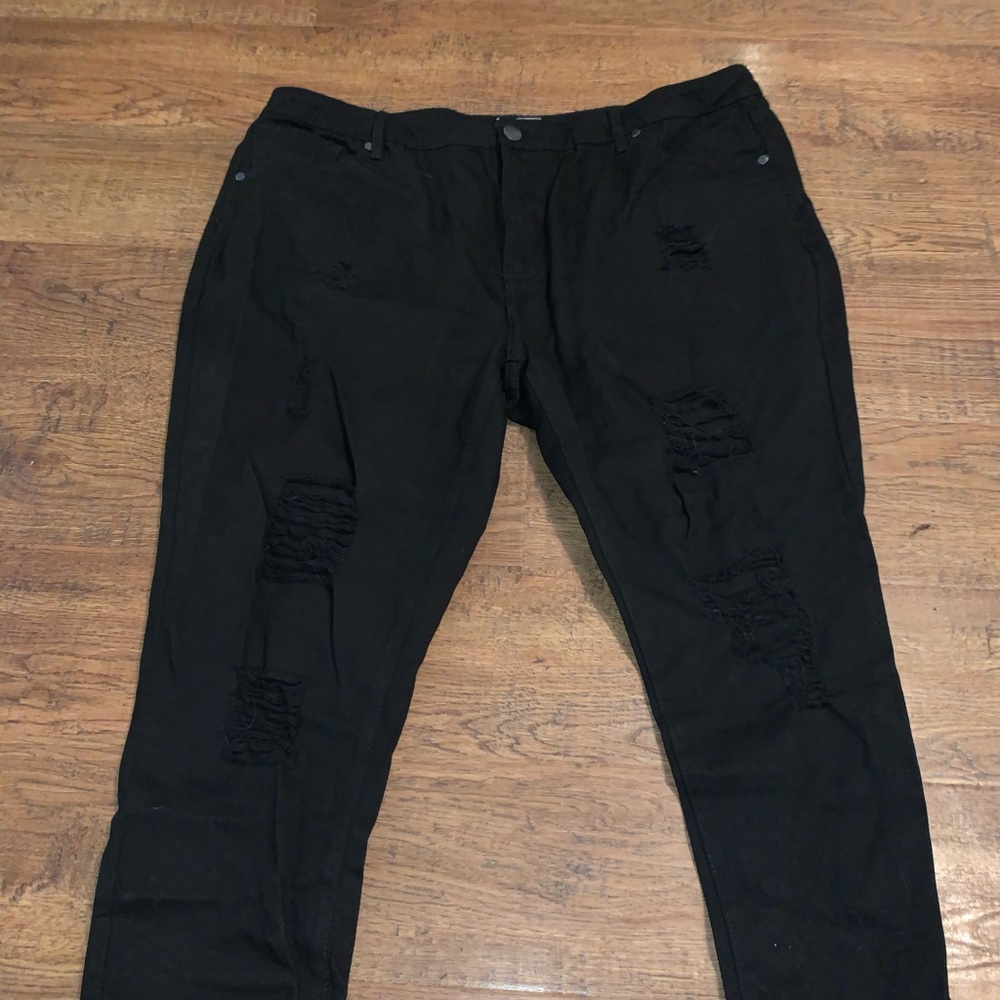 Plus 2X black destroyed denim cropped jeans new